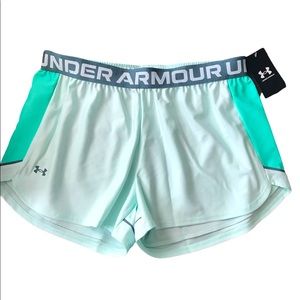 New! Under Armour Shorts Large